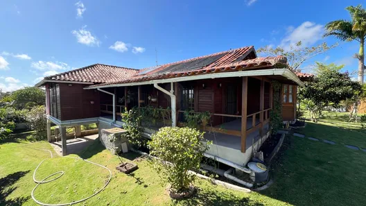 Fazenda / Sítio / Chácara com 3 Quartos à venda, 130m² no Ebenezer, Gravatá