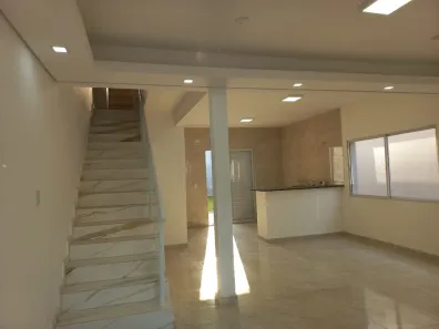 Sobrado com 3 Quartos à venda, 140m² no , Araçariguama