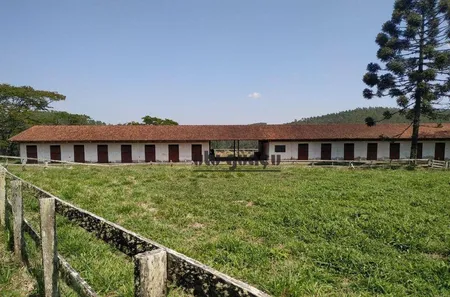 Fazenda / Sítio / Chácara à venda, 556600m² no , Piedade