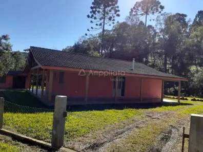 Fazenda / Sítio / Chácara com 3 Quartos à venda, 105m² no Área Rural, Campina Grande do Sul