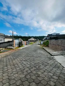 Casa com 2 Quartos para alugar, 72m² no Vila Floresta II, Criciúma