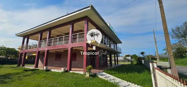 Sobrado com 4 Quartos para alugar, 200m² no Guapê, Pontal do Paraná