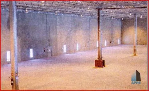 Galpão / Depósito / Armazém para alugar, 890m² no Santa Fé, Osasco