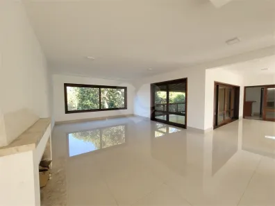 Casa de Condomínio com 3 Quartos para alugar, 400m² no Roseira, Mairiporã