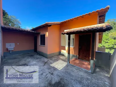 Casa de Condomínio com 2 Quartos à venda, 162m² no Goiabal, Paty do Alferes