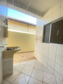 Casa com 2 Quartos para alugar, 150m² no Jardim Alvorada, Sumaré