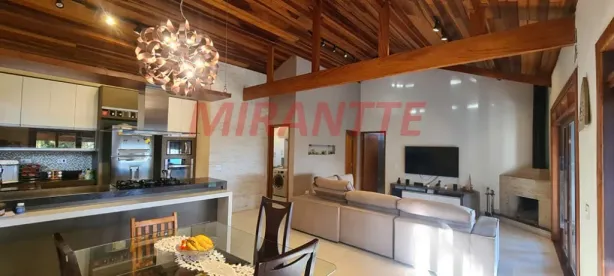 Sobrado com 3 Quartos para venda ou aluguel, 450m² no Roseira, Mairiporã