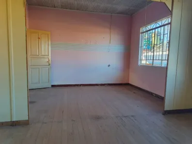 Casa Comercial com 3 Quartos para alugar, 150m² no Colônia Murici, São José dos Pinhais