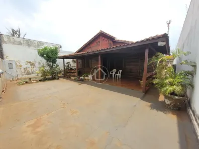 Casa com 3 Quartos à venda, 163m² no Vila Planalto, Campo Grande