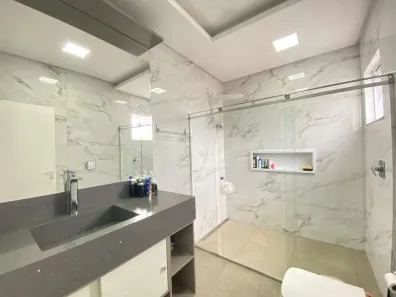 Sobrado com 3 Quartos à venda, 138m² no Centro, Navegantes