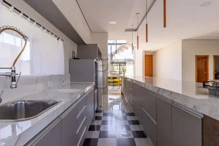 Sobrado com 4 Quartos à venda, 527m² no Rodovia, Sertanópolis