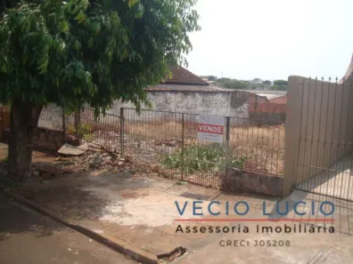 Terreno / Lote / Condomínio à venda, 250m² no Centro, Ibiporã