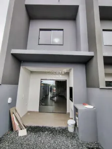 Sobrado com 2 Quartos à venda, 80m² no Vila Nova, Joinville