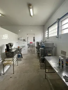 Galpão / Depósito / Armazém à venda, 566m² no Guaratiba, Rio de Janeiro