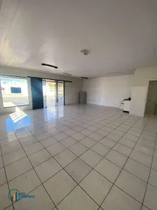 Conjunto Comercial / Sala para alugar, 60m² no Stroparo, Irati