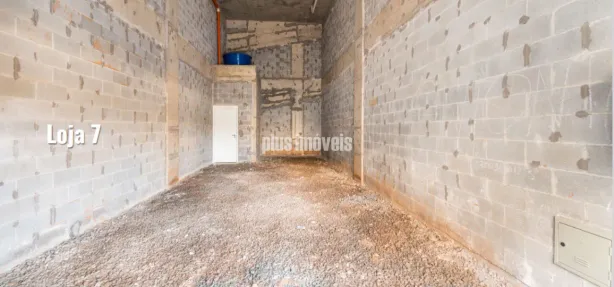 Loja / Salão / Ponto Comercial para alugar, 61m² no Vila Andrade, São Paulo