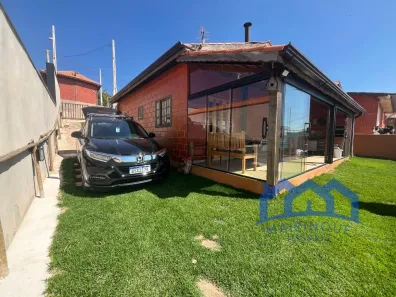 Fazenda / Sítio / Chácara com 2 Quartos à venda, 200m² no , Mairinque