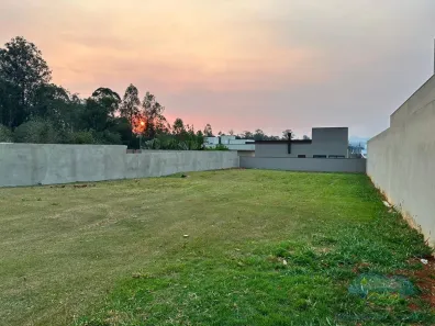 Terreno / Lote / Condomínio à venda, 640m² no , Araçoiaba da Serra