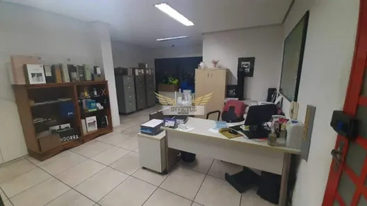 Galpão / Depósito / Armazém à venda, 671m² no Jardim, Santo André