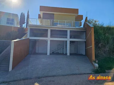 Casa com 3 Quartos à venda, 269m² no Centro, Igaratá