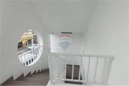 Conjunto Comercial / Sala para alugar, 122m² no Jardim das Nações, Salto