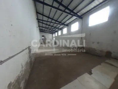 Casa com 2 Quartos para alugar, 250m² no Vila Brasília, São Carlos