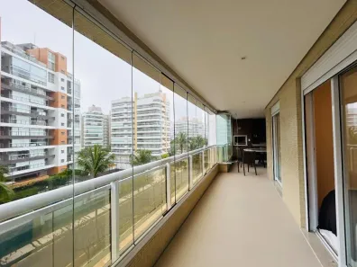 Apartamento com 4 Quartos para alugar, 139m² no Riviera, Bertioga
