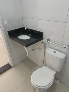 Loja / Salão / Ponto Comercial para alugar, 110m² no Loteamento Villa Branca, Jacareí