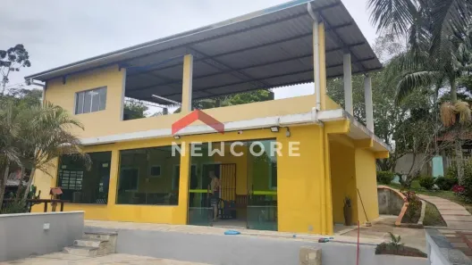 Fazenda / Sítio / Chácara com 1 Quarto à venda, 2000m² no Centro, São Lourenço da Serra