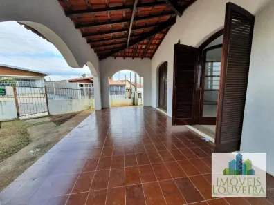 Casa com 3 Quartos para alugar, 200m² no Vila Pasti, Louveira