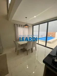 Sobrado com 3 Quartos à venda, 196m² no Jardins de Florença, Poços de Caldas