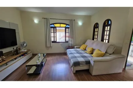 Casa com 3 Quartos à venda, 216m² no Mosela, Petrópolis