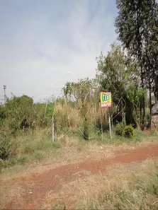 Terreno / Lote / Condomínio para alugar, 1m² no Jardim Indaiá, Araraquara