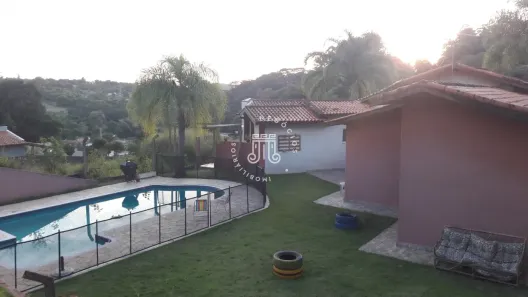 Fazenda / Sítio / Chácara com 3 Quartos à venda, 198m² no Aglomeração Urbana de Jundiaí, Louveira