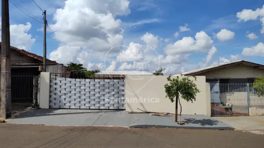 Casa com 3 Quartos para alugar, 120m² no Amaral, Londrina