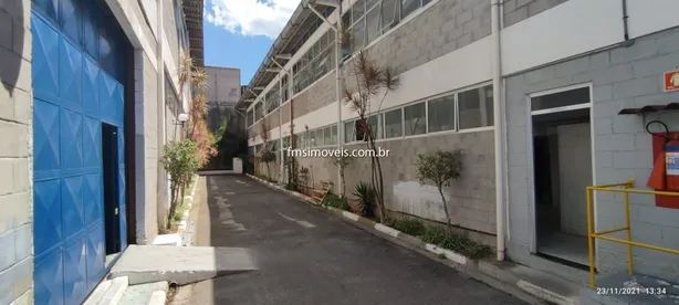 Galpão / Depósito / Armazém para alugar, 5637m² no Vila Louro, Embu-Guaçu