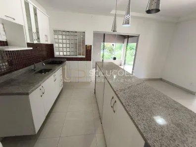 Casa de Condomínio com 2 Quartos à venda, 280m² no Região dos Lagos, Brasília