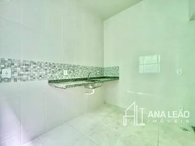 Casa de Condomínio com 2 Quartos à venda, 71m² no Centro, Guapimirim