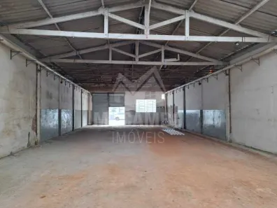 Loja / Salão / Ponto Comercial para alugar, 273m² no Jardim de Lucca, Itatiba