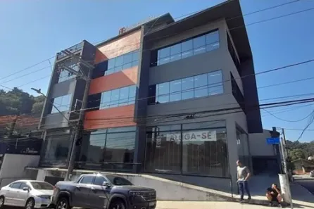 Loja / Salão / Ponto Comercial para alugar, 100m² no Região Central, Caieiras