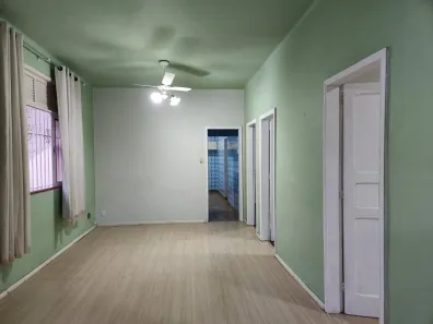 Casa com 3 Quartos para alugar, 107m² no Castelanea, Petrópolis