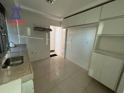 Cobertura com 4 Quartos à venda, 220m² no Funcionários, Montes Claros