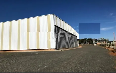 Galpão / Depósito / Armazém para venda ou aluguel, 5559m² no Aterrado, Monte Mor