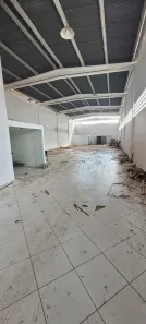 Galpão / Depósito / Armazém para alugar, 1000m² no Portão, Lauro de Freitas