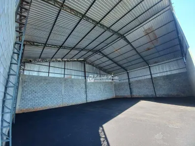 Galpão / Depósito / Armazém para alugar, 300m² no Veraneio Maracanã, Itaquaquecetuba
