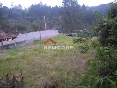Fazenda / Sítio / Chácara à venda, 800m² no Centro, São Lourenço da Serra