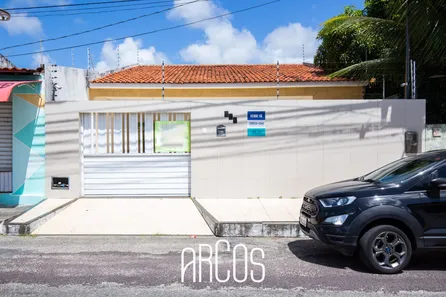 Casa com 4 Quartos à venda, 300m² no Farolândia, Aracaju