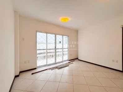 Loja / Salão / Ponto Comercial à venda, 100m² no Nações, Balneário Camboriú