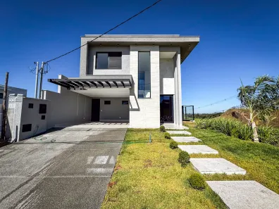 Casa de Condomínio com 4 Quartos à venda, 220m² no Jardins Nápoles, Senador Canedo