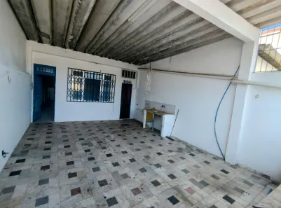Galpão / Depósito / Armazém para alugar, 270m² no Santo Cristo, Rio de Janeiro